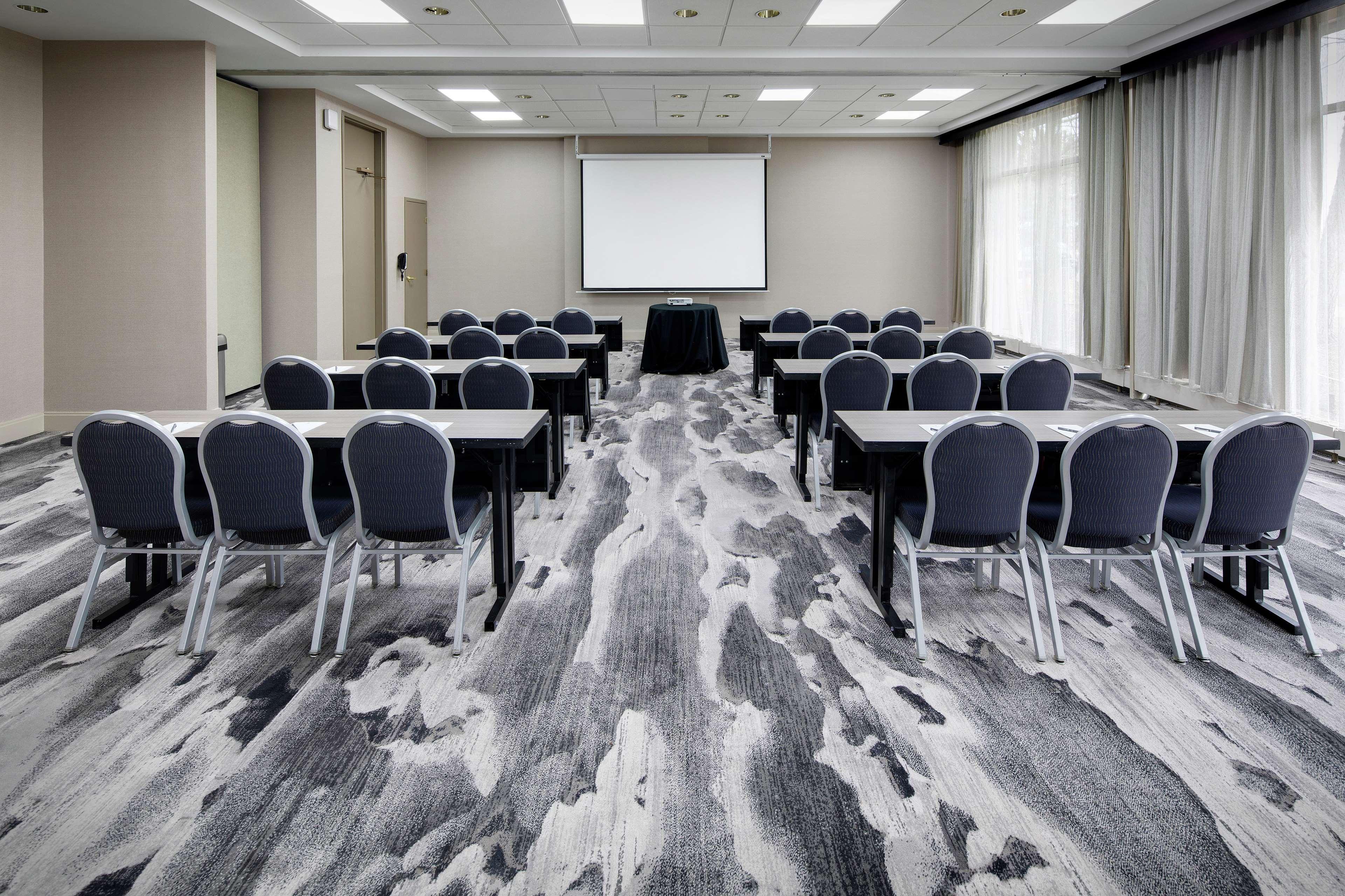 Embassy Suites By Hilton Detroit Troy Auburn Hills Luaran gambar